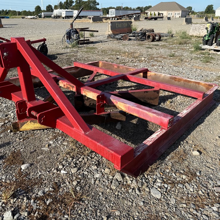 #23899 • Allen Manufacturing 9’ Levee Smoother