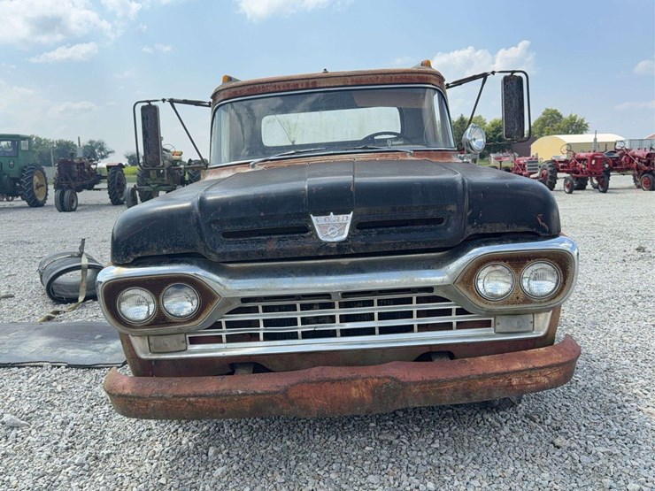1960-ford-f350-image-4