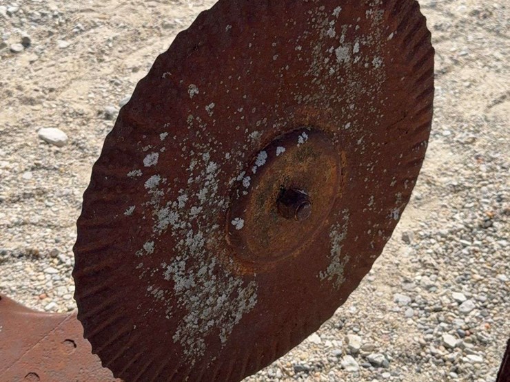 4-bottom-plow-image-13