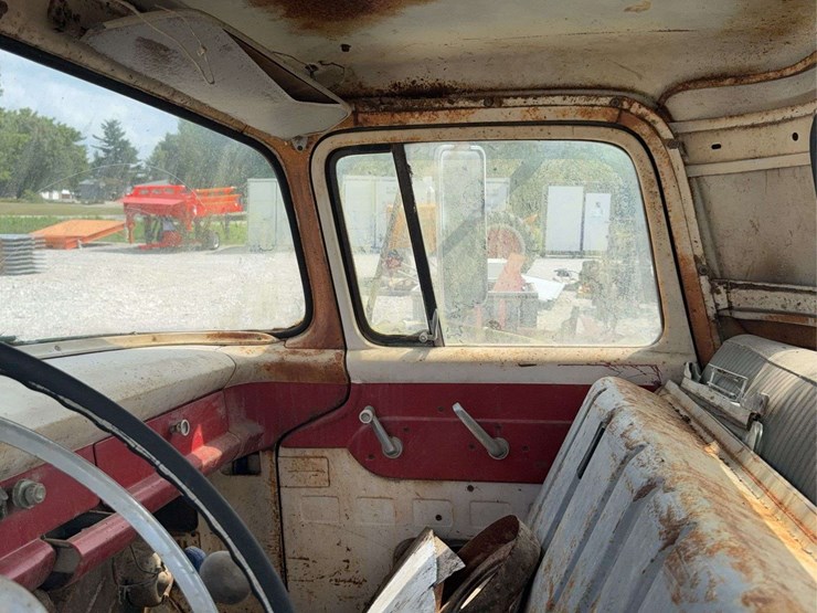 1960-ford-f350-image-31