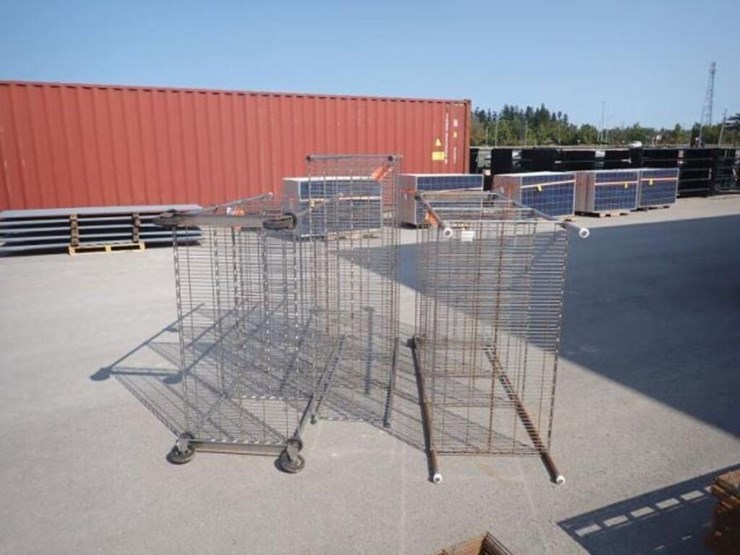 qty-of-(3)-metal-racks-image-6