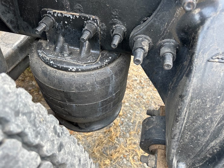 2018-western-star-5700-image-21