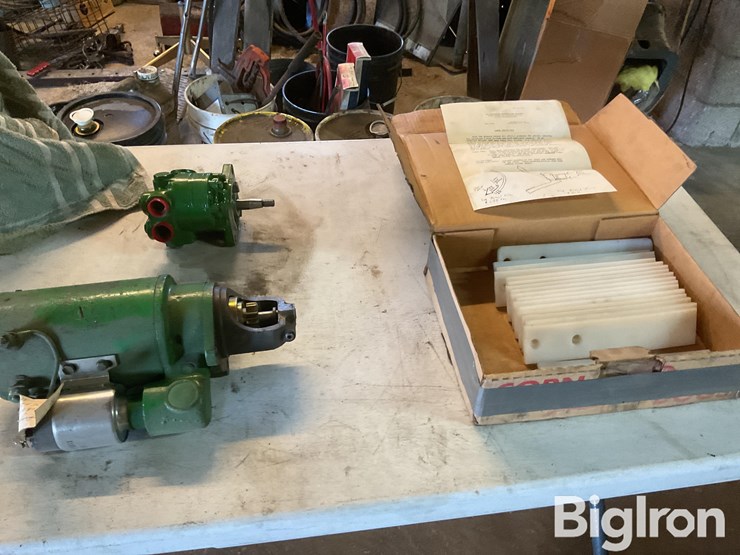 john-deere-24-image-2