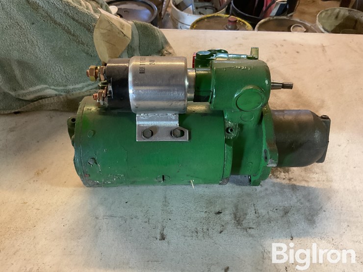 john-deere-24-image-12
