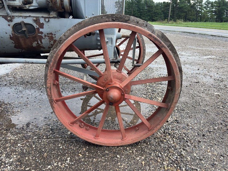 wallis-20-30-tractor-image-15