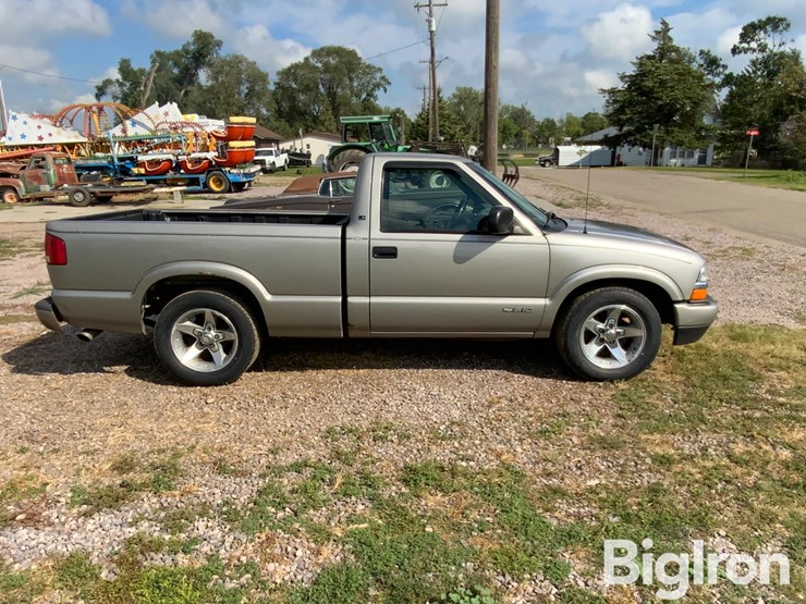 2003-chevrolet-s10-image-4