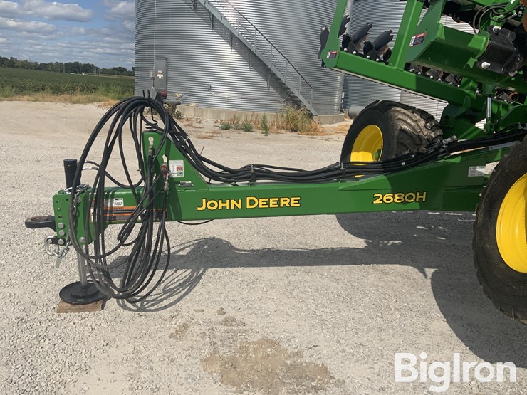 2024-john-deere-2680h-image-11