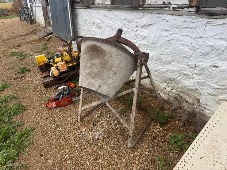 cement-mixer-image-3