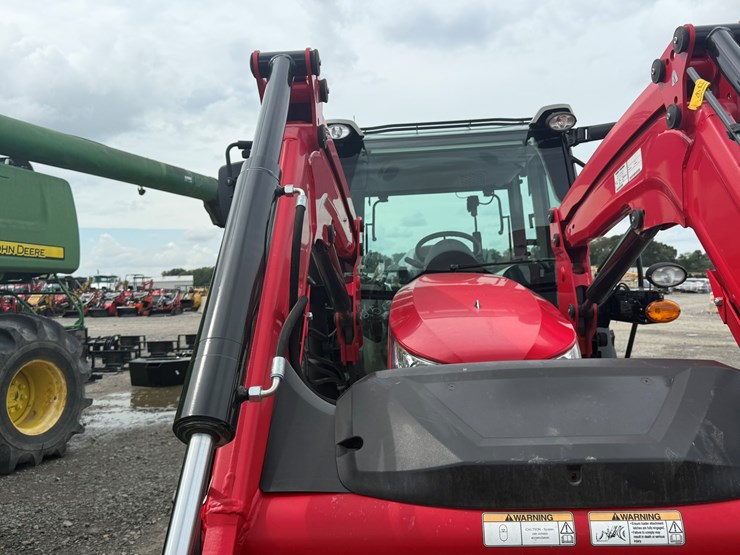 2022-massey-ferguson-4710-image-19