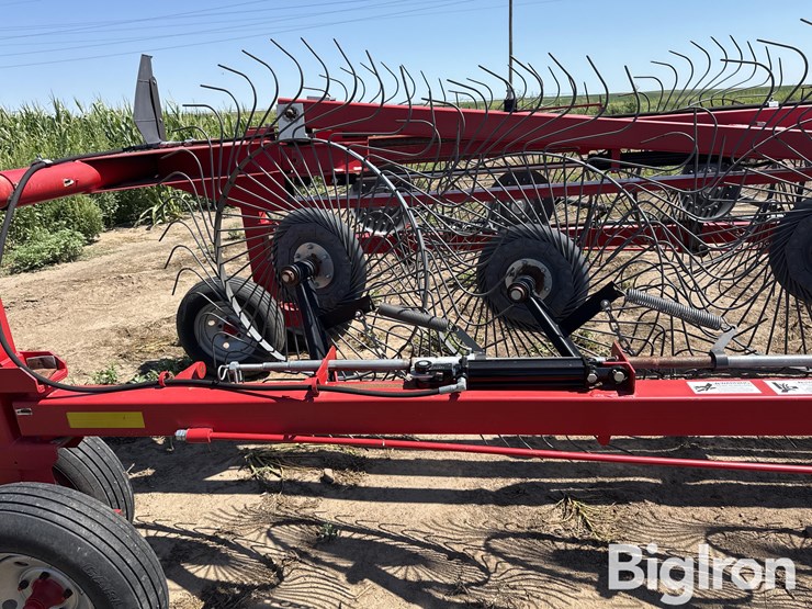 2016-massey-ferguson-3986-image-20