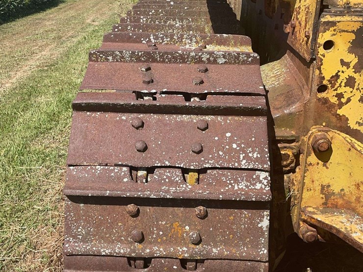 caterpillar-d8-image-27