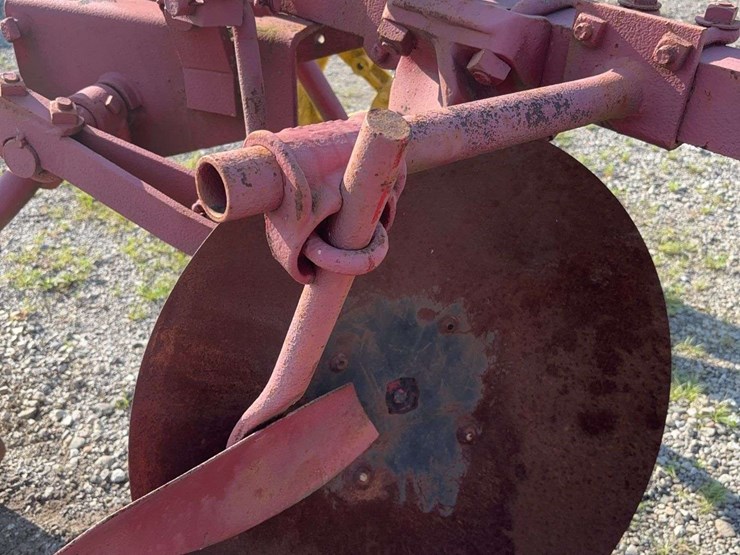 minneapolis-moline-disc-plow-image-16