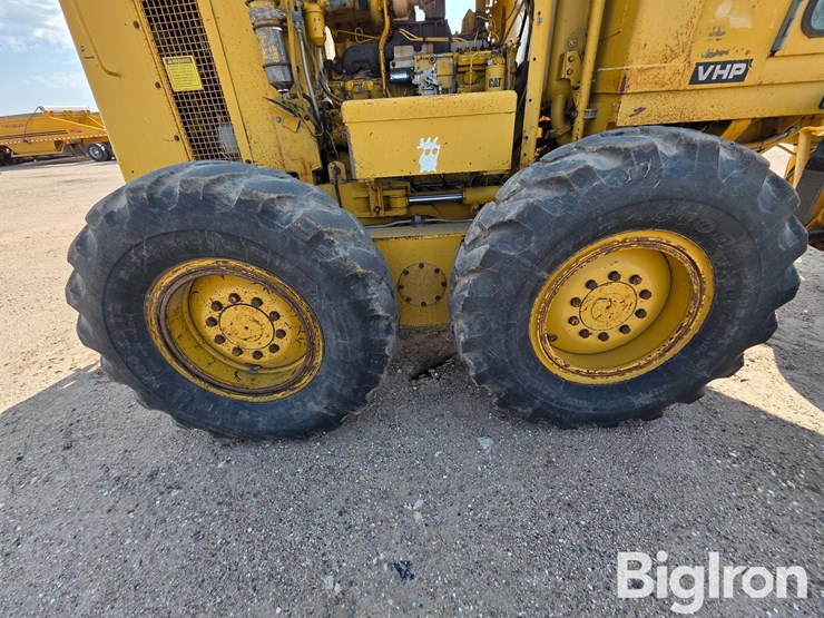 1990-caterpillar-140g-vhp-image-15
