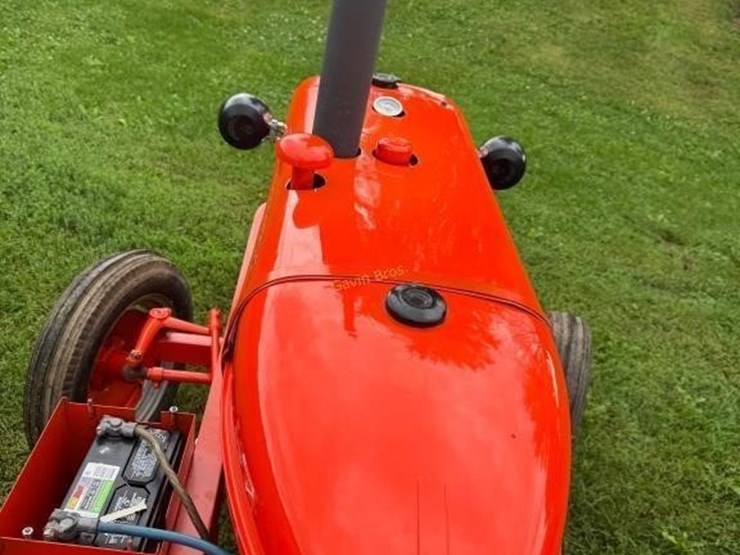 1949-allis-chalmers-ib-tractor-image-15
