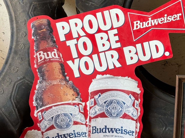 budweiser-advertising-pieces-image-2