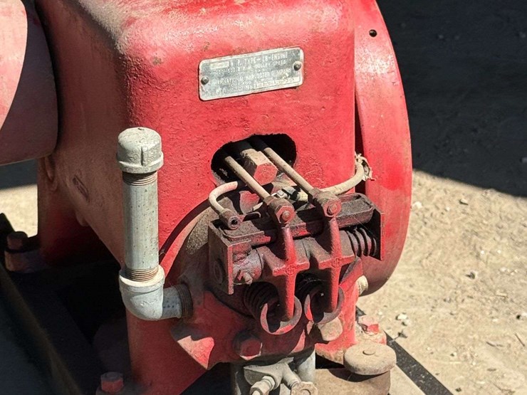 international-harvester-type-lb-1½–2½-hp-hit-and-miss-engine-image-13