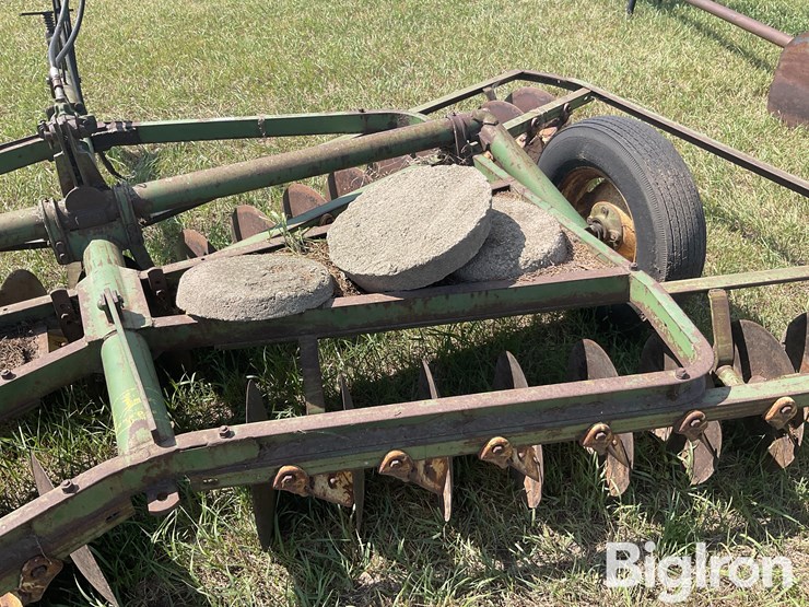 john-deere-14-image-15