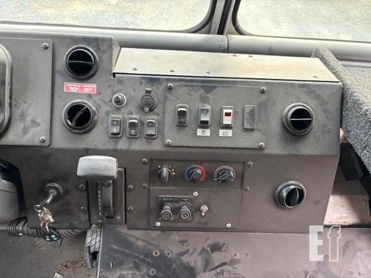 ldv-step-van-tool-truck-image-9