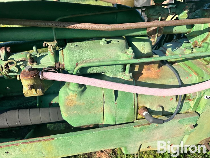 john-deere-b-image-12