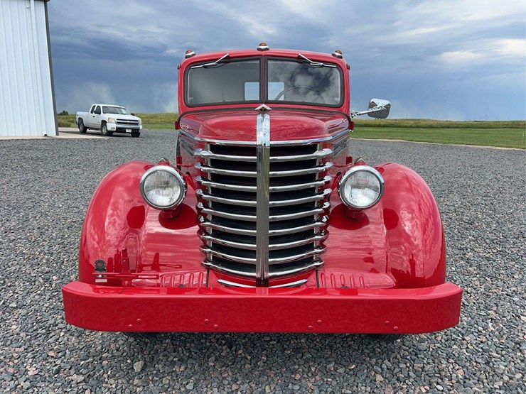 1948-diamond-t-201-one-ton-pickup-image-8