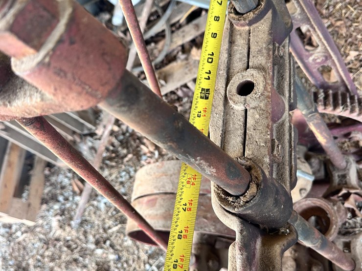 dempster-antique-belt-driven-well-pump-image-8