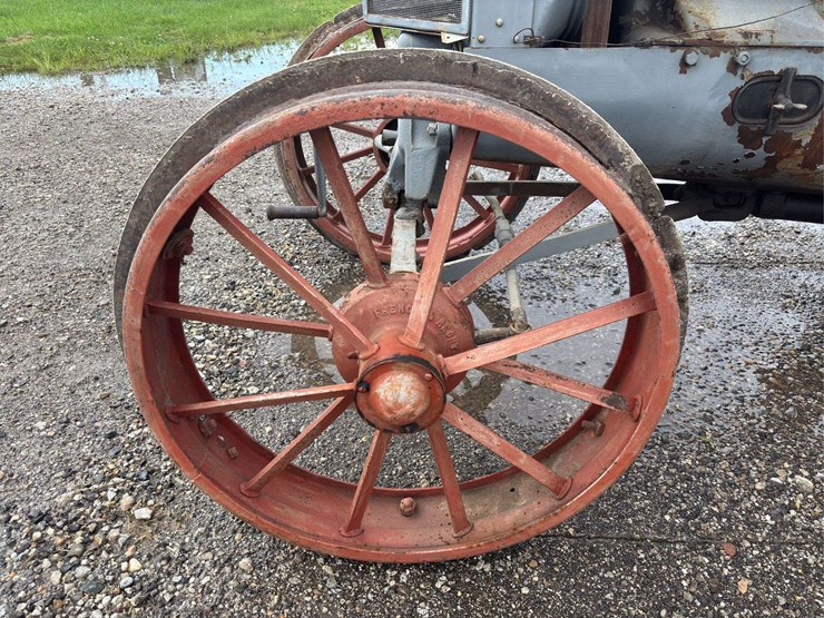 wallis-20-30-tractor-image-50