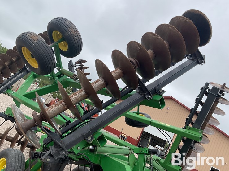 john-deere-630-image-18