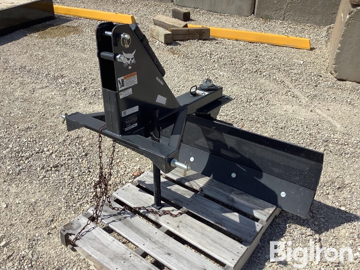 bobcat-60”-3-pt-angle-blade-image-1