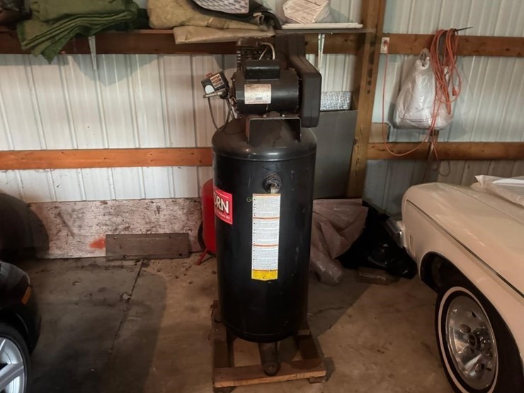 sanborn-60-gallon-upright-air-compressor---as-is-image-5