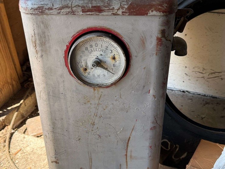 gas-pump-image-1