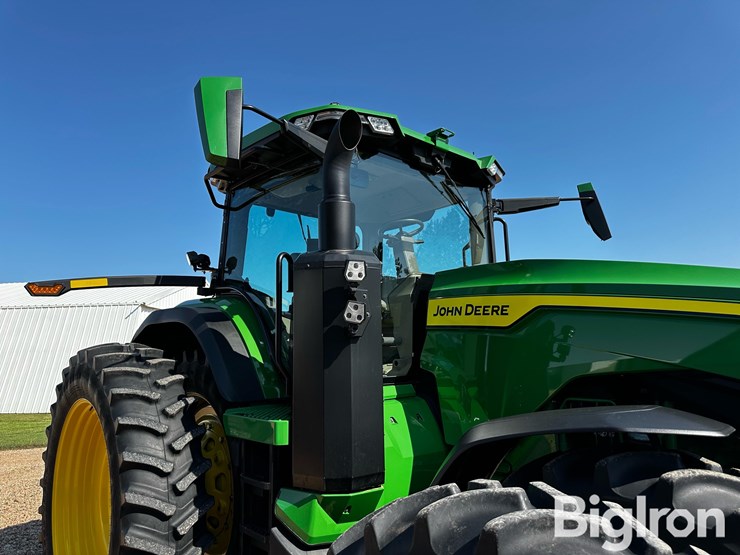 2023-john-deere-8r-370-image-12