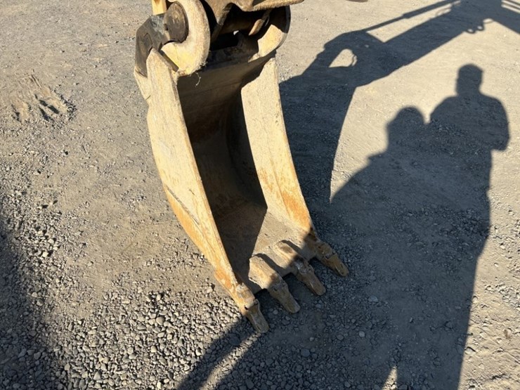 2012-caterpillar-420e-image-19