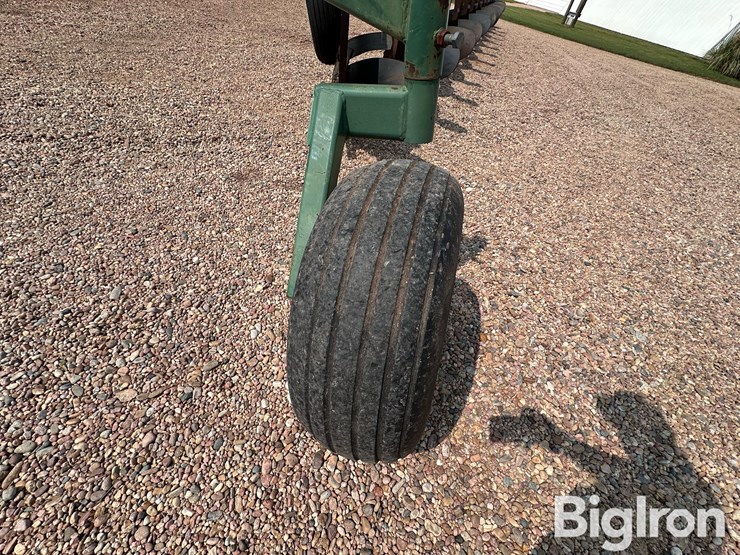 baker-12-16”-12-bottom-land-plow-image-16