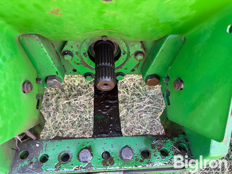 1984-john-deere-4650-image-13