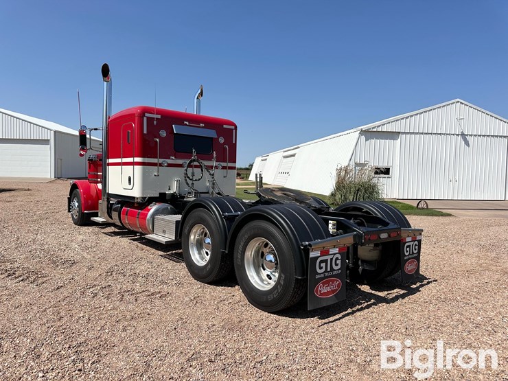 2024-peterbilt-389-image-7