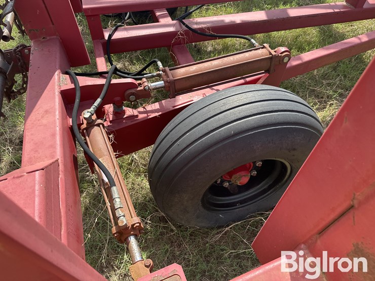 martens-manufacturing-pull-type-12-bar-spike-tooth-harrow-image-10