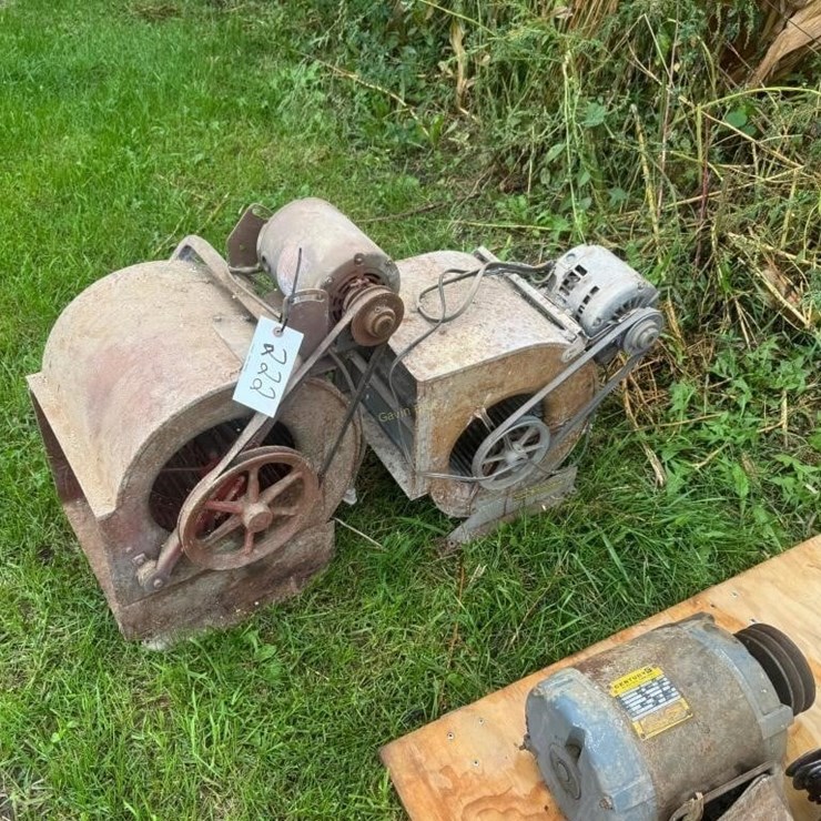 2 Blower Fans