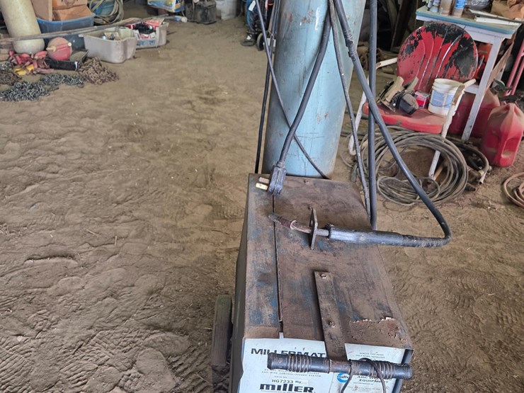miller-200-welder-image-2