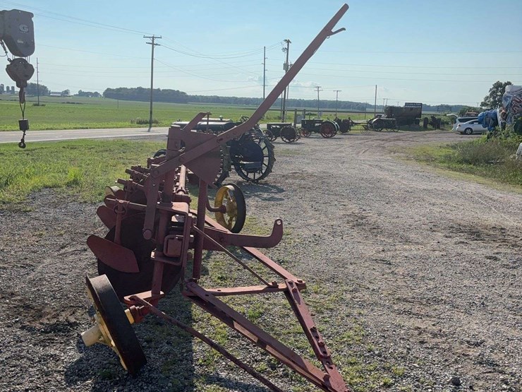 minneapolis-moline-disc-plow-image-8
