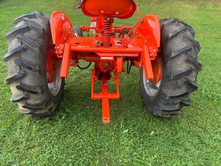 allis-chalmers-ca-tractor-image-9