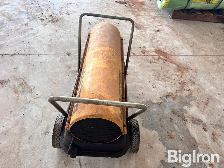 master-110,000-btu-kerosene-heater-image-5