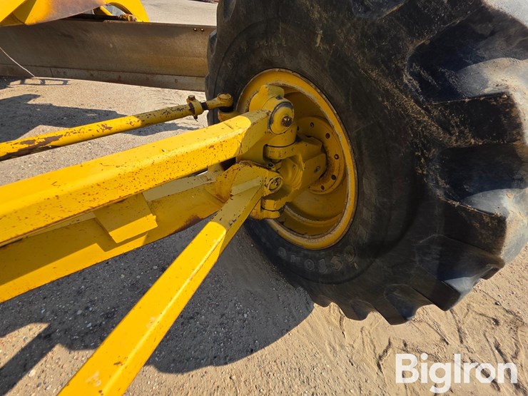 1990-caterpillar-140g-vhp-image-19