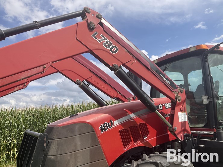 2009-case-ih-magnum-180-image-18