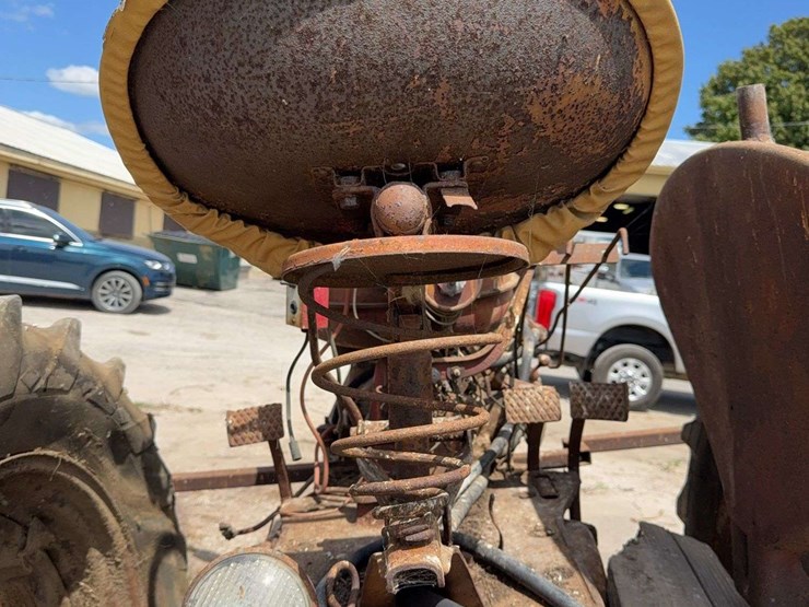 farmall-m-image-33
