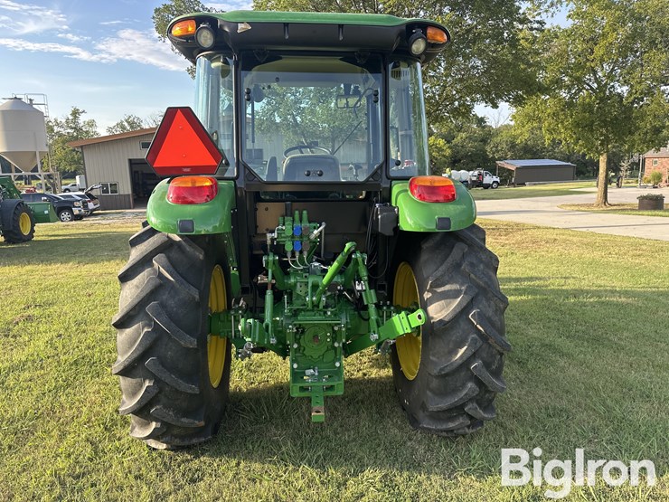 2024-john-deere-5100e-image-6
