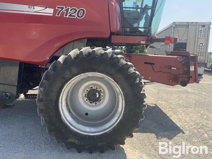 2009-case-ih-7120-image-16