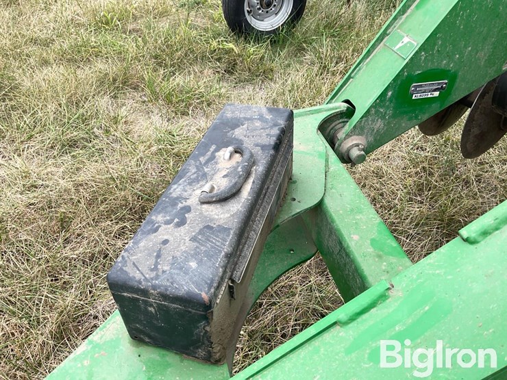 2013-john-deere-2620-image-16