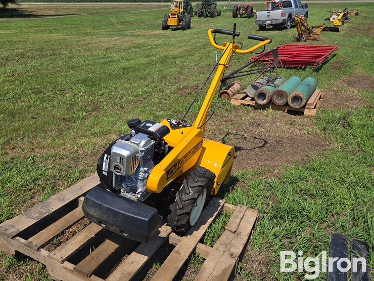 cub-cadet-rt65-walk-behind-tiller-image-5