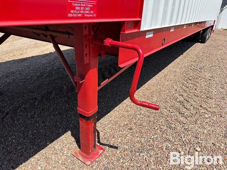 2017-neville-built-53’-t/a-ground-load-livestock-trailer-image-18
