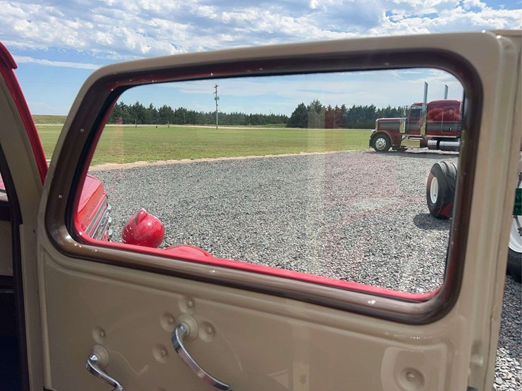 1948-diamond-t-201-one-ton-pickup-image-108